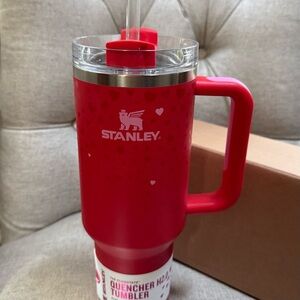 Stanley Scarlet Heart Tumbler with Straw